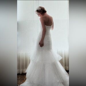 Henry Roth – Elegant Ivory Wedding Mermaid / Trumpet Gown